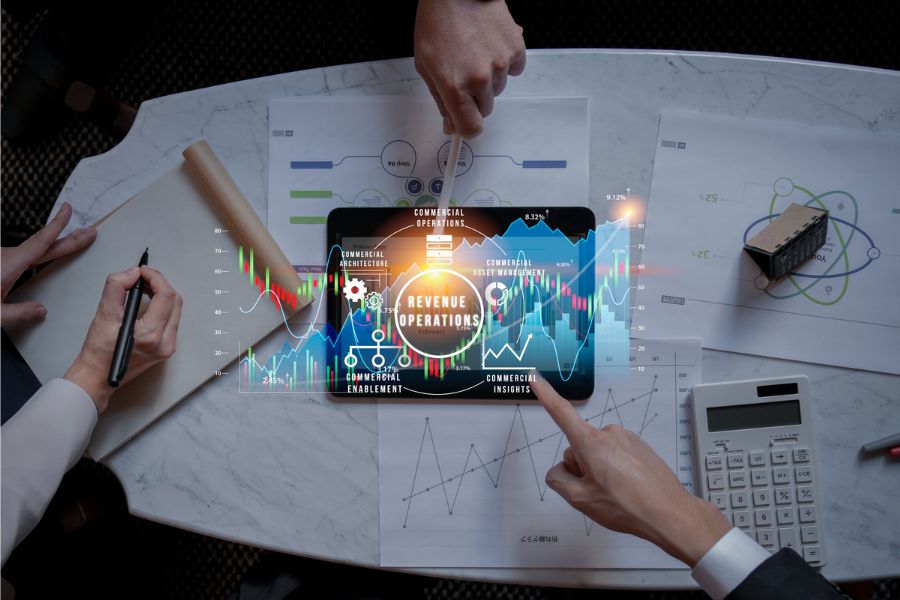 Transforming Banking: Overcoming Manual Content Challenges With Expertise And Technology